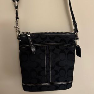 Coach Crossbody - Brand New - Black purse -NWOT comes with dustbag